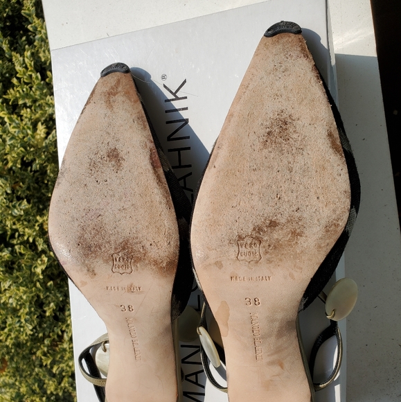 MANOLO BLAHNIK Heels - Picture 2 of 3